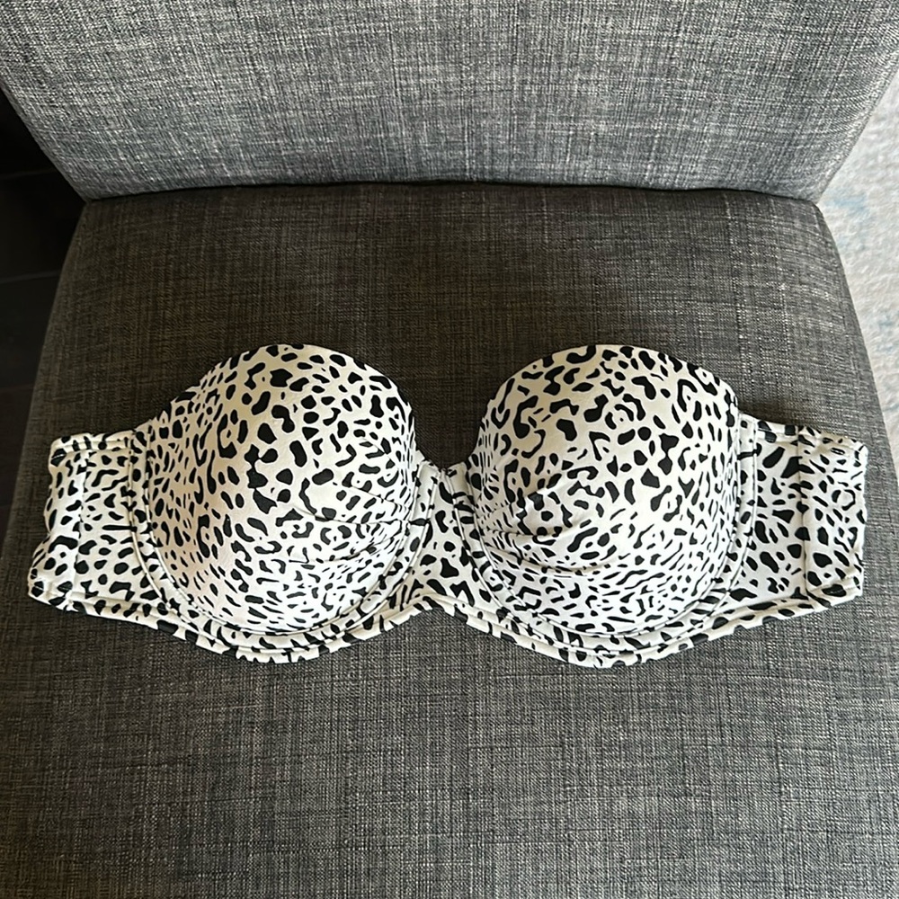 Victoria’s Secret Strapless Underwire Bikini Top - 32D